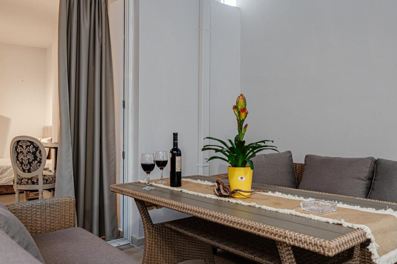Amina Apartments Закінф Екстер'єр фото